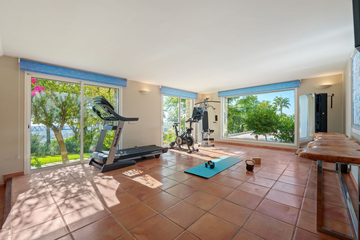 Huis te koop in Benahavís | 9 slaapkamers H5324272