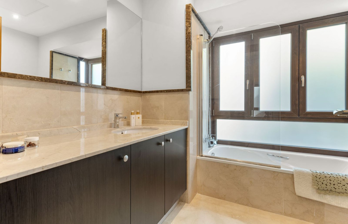 Huis te koop in Benahavís | 5 slaapkamers H5337739