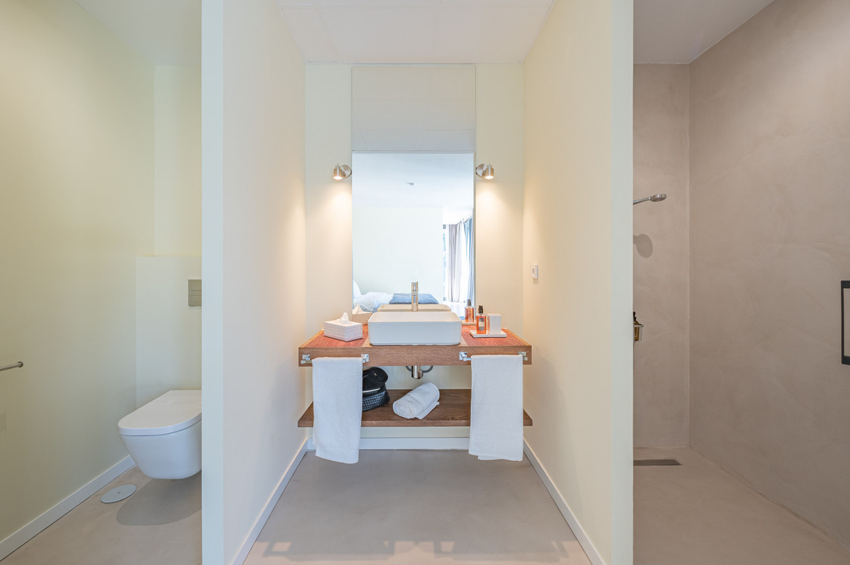 Property main view 40