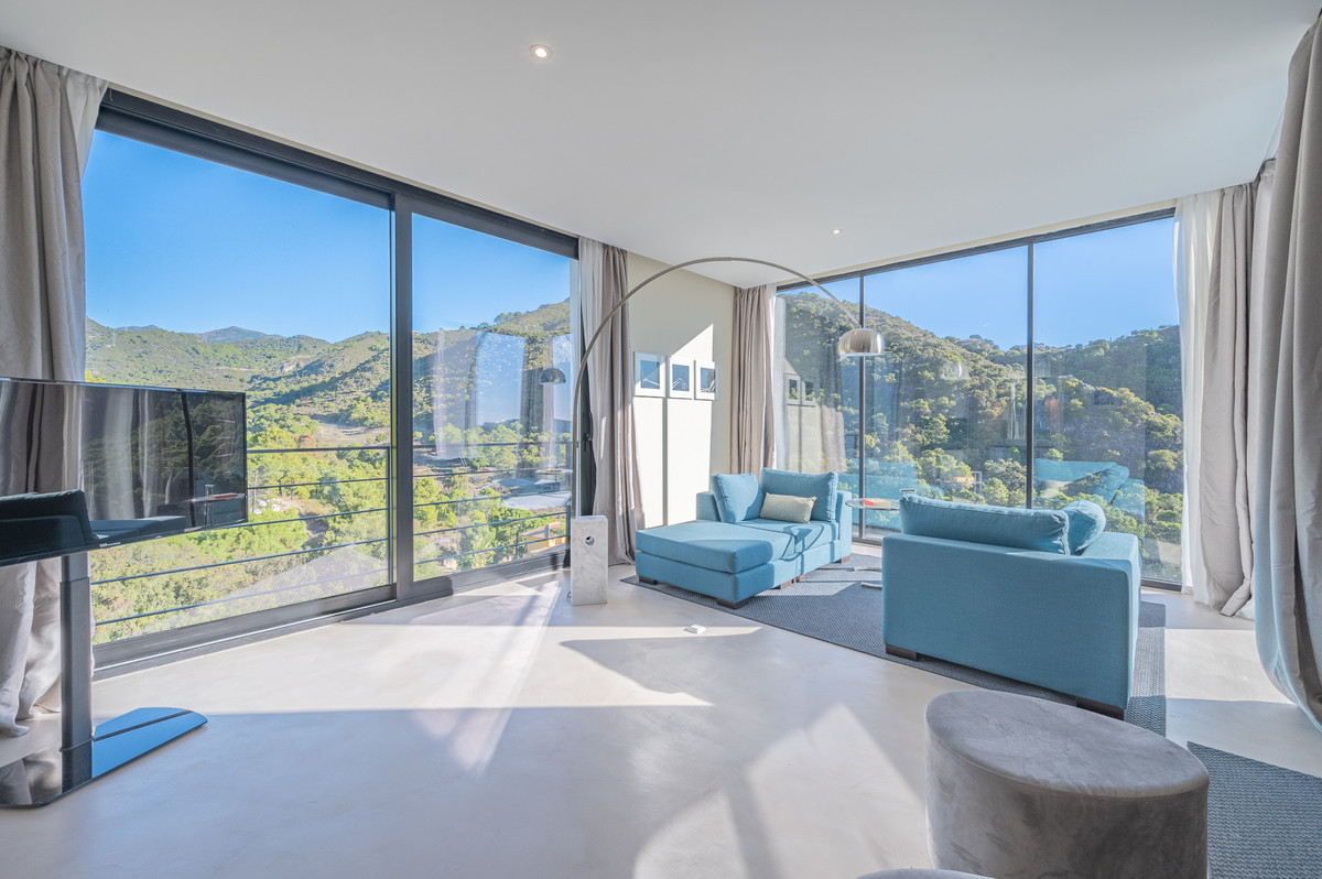 Property main view 44