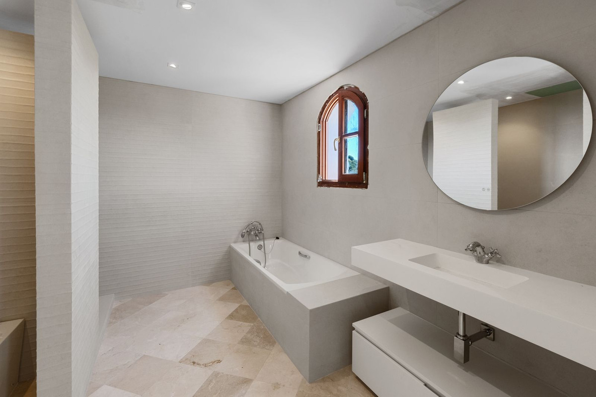 Huis te koop in Benahavís | 4 slaapkamers H5359483