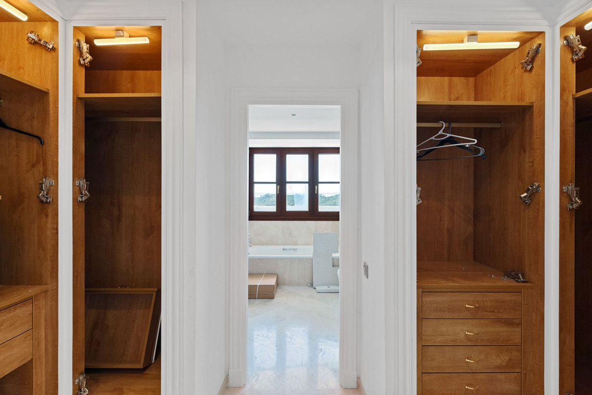 Huis te koop in Benahavís | 4 slaapkamers H5359483