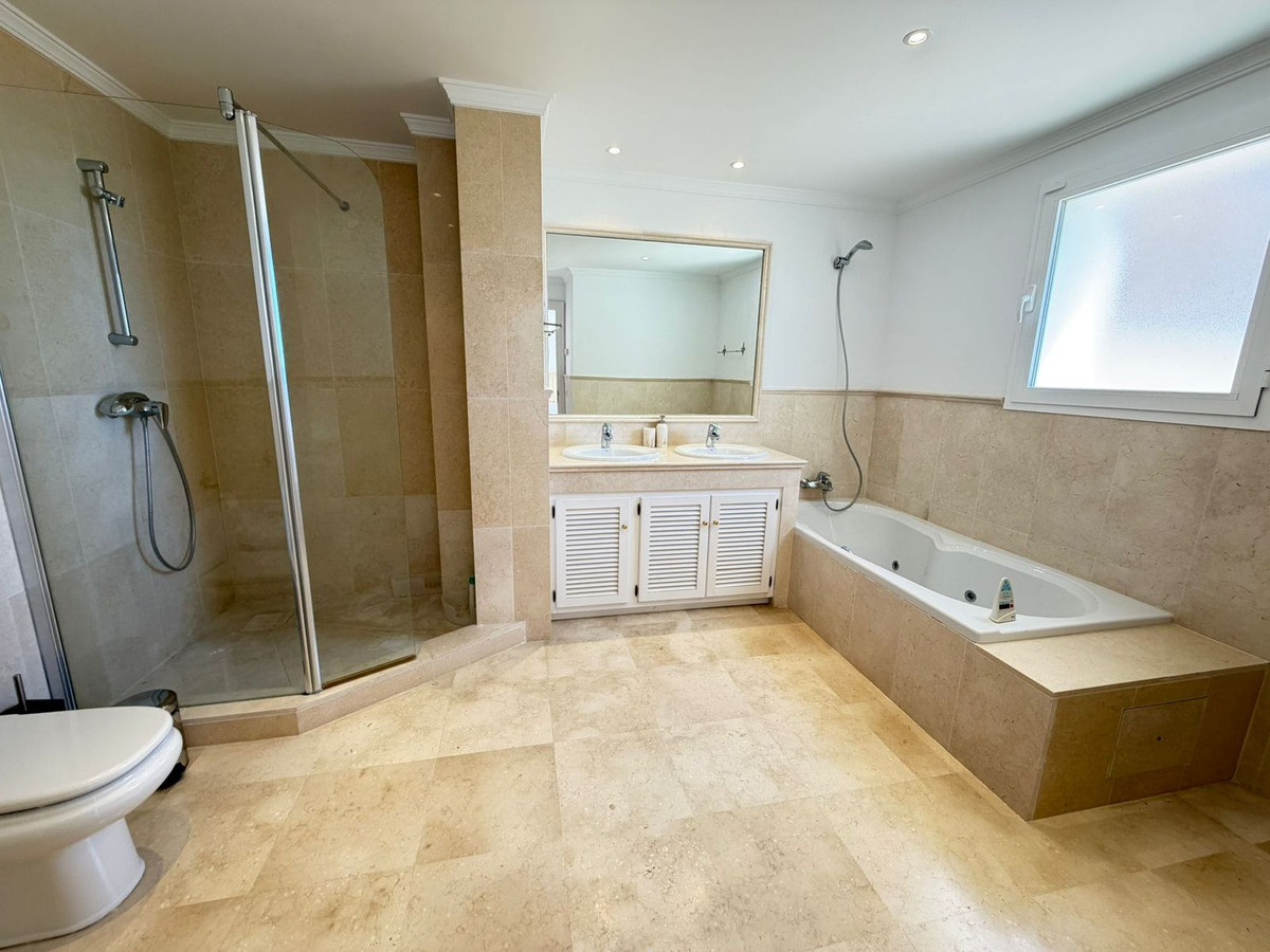 Huis te koop in Benahavís | 4 slaapkamers H5360614