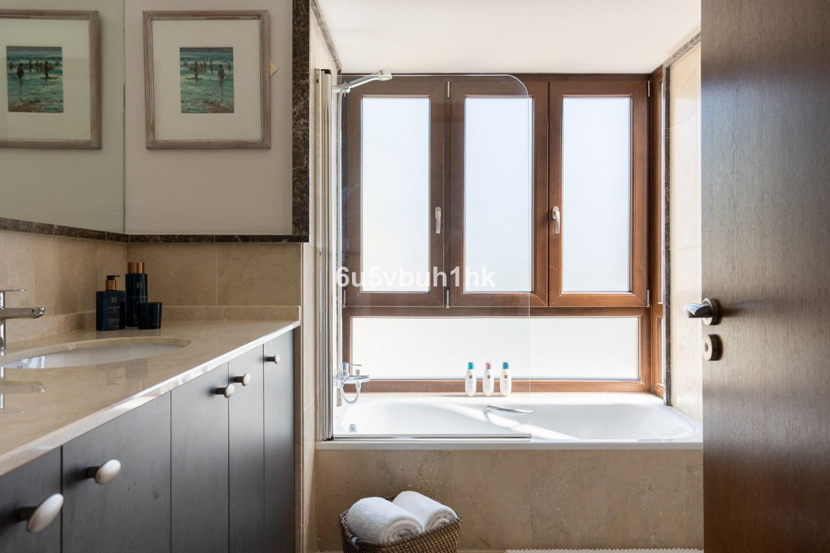 Huis te koop in Benahavís | 3 slaapkamers H5361175