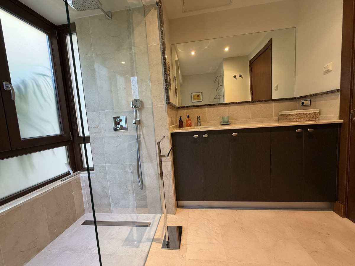 Huis te koop in Benahavís | 4 slaapkamers H5363932