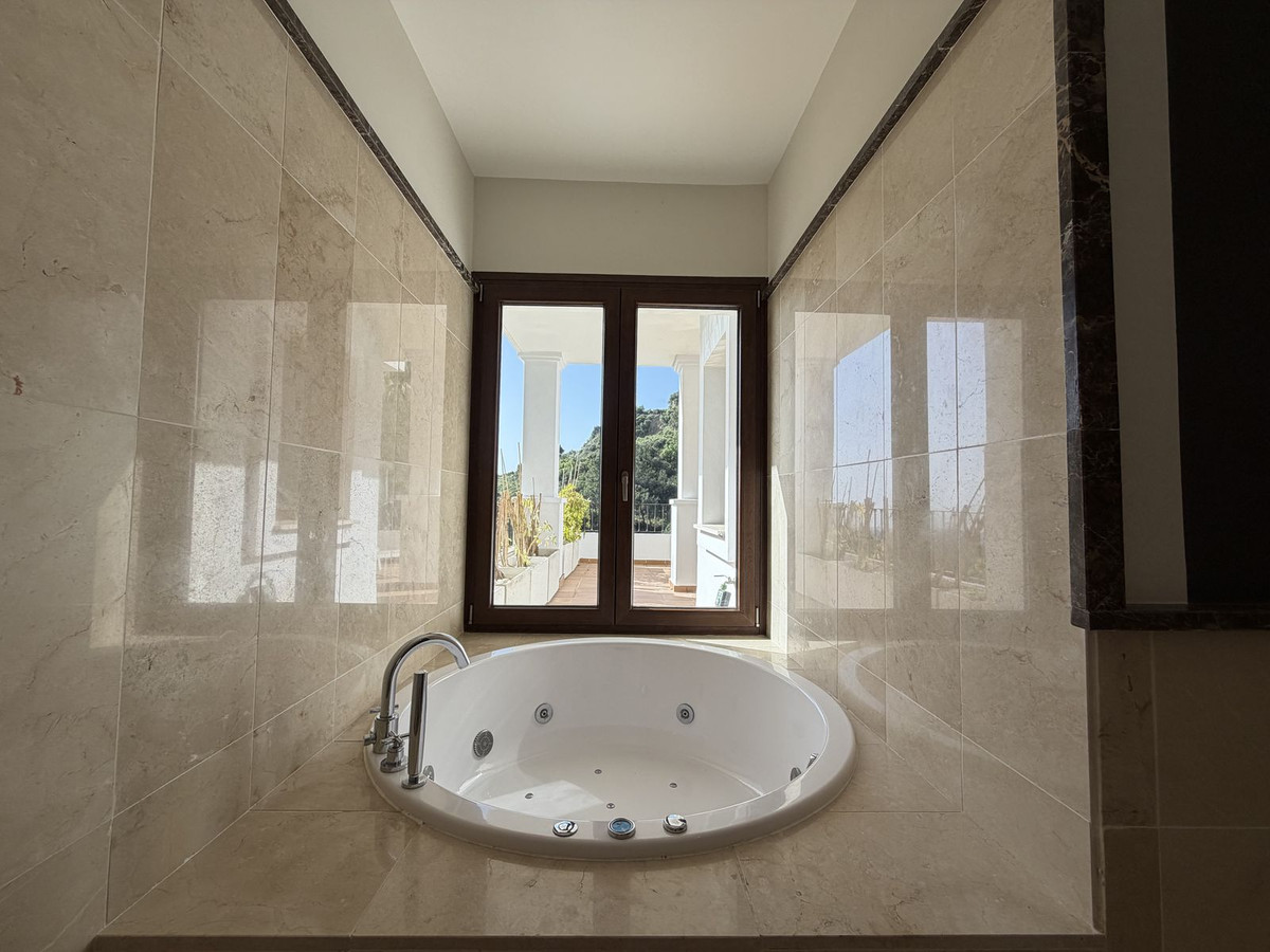 Huis te koop in Benahavís | 4 slaapkamers H5363932