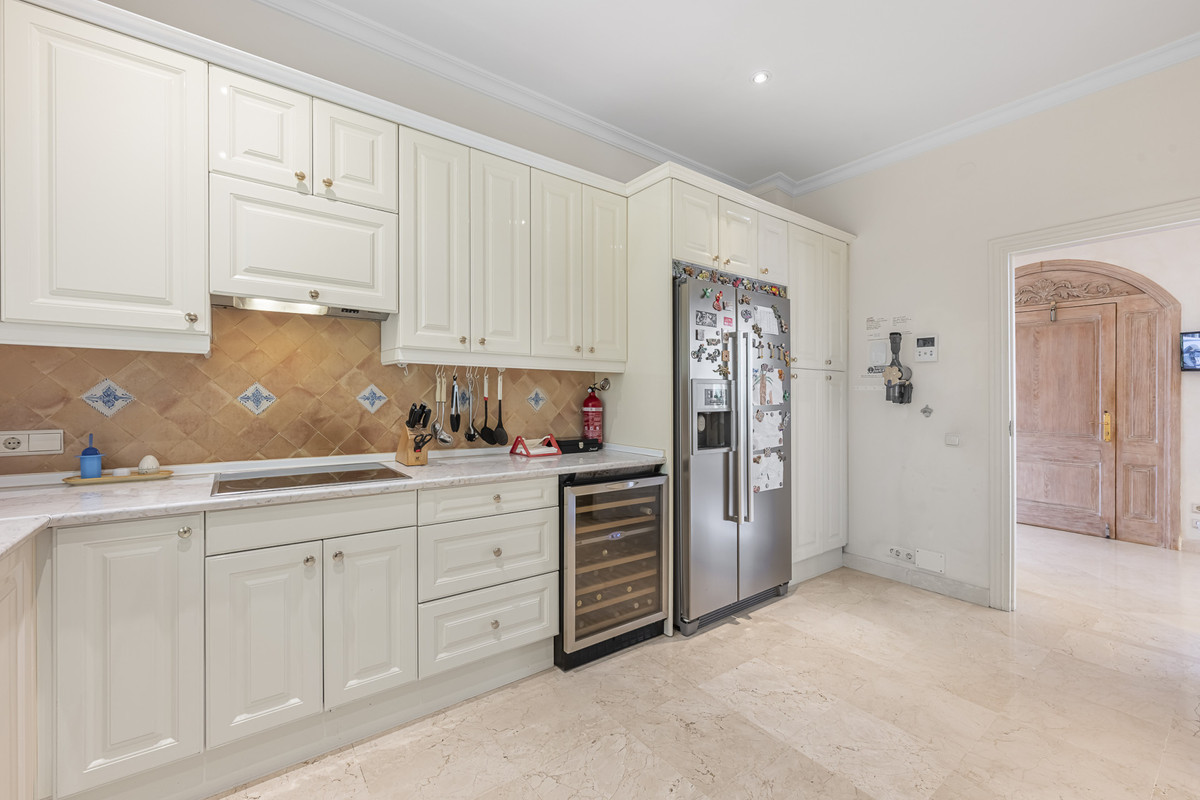 Huis te koop in Benahavís | 6 slaapkamers H5378155