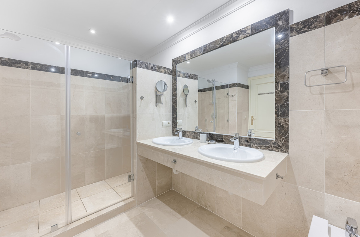 Huis te koop in Benahavís | 6 slaapkamers H5378155