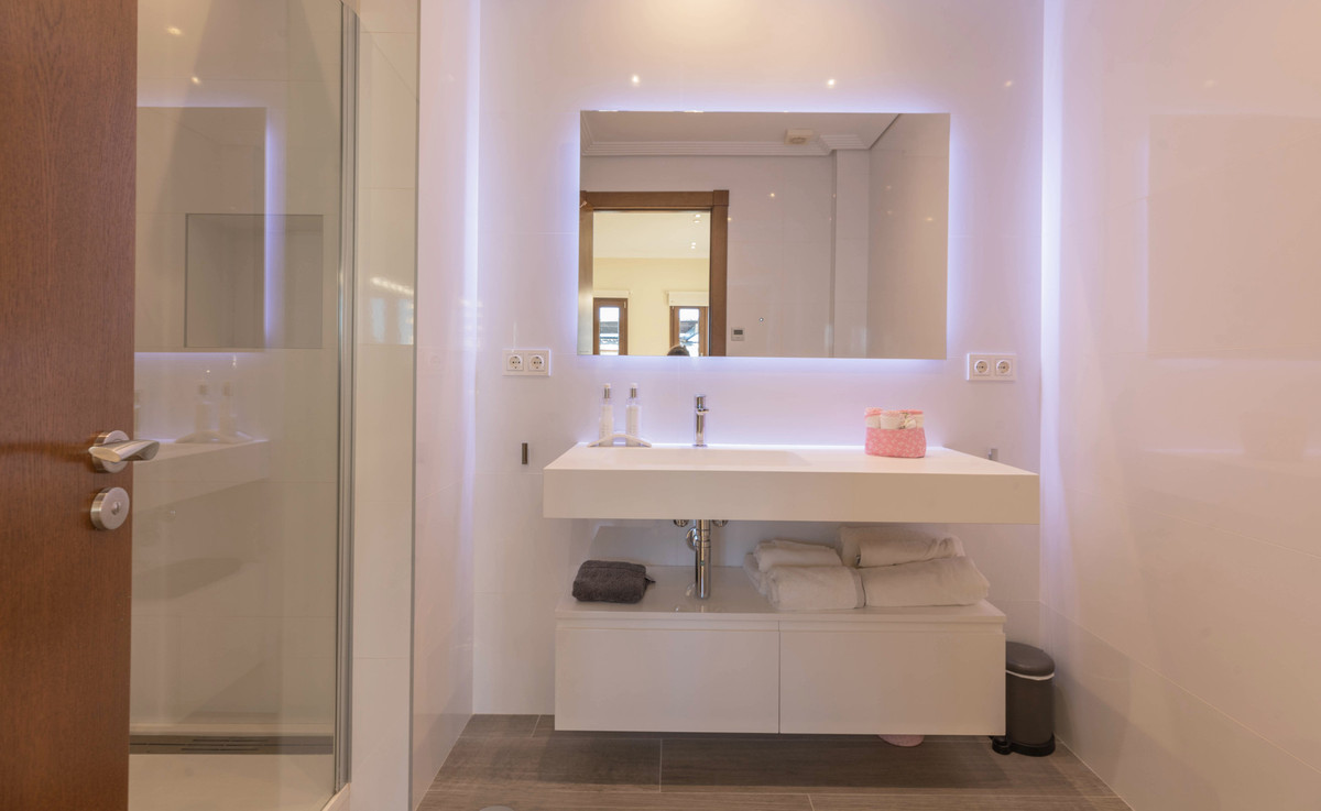 Huis te koop in Benahavís | 4 slaapkamers H5379574