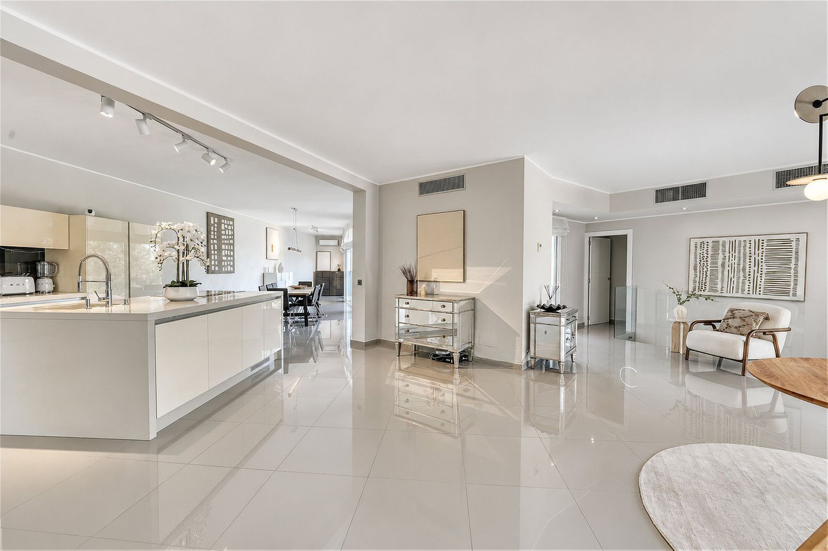 Huis te koop in Benahavís | 4 slaapkamers H5383924