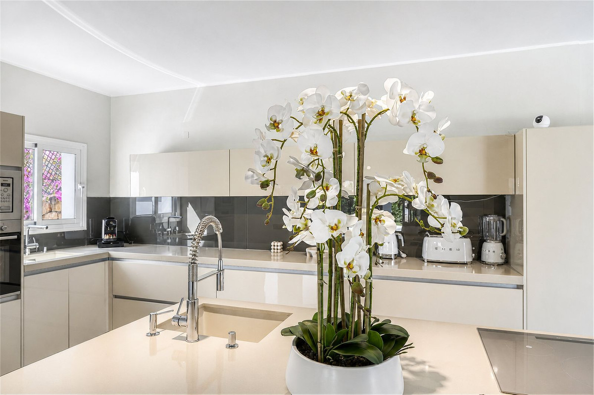 Huis te koop in Benahavís | 4 slaapkamers H5383924