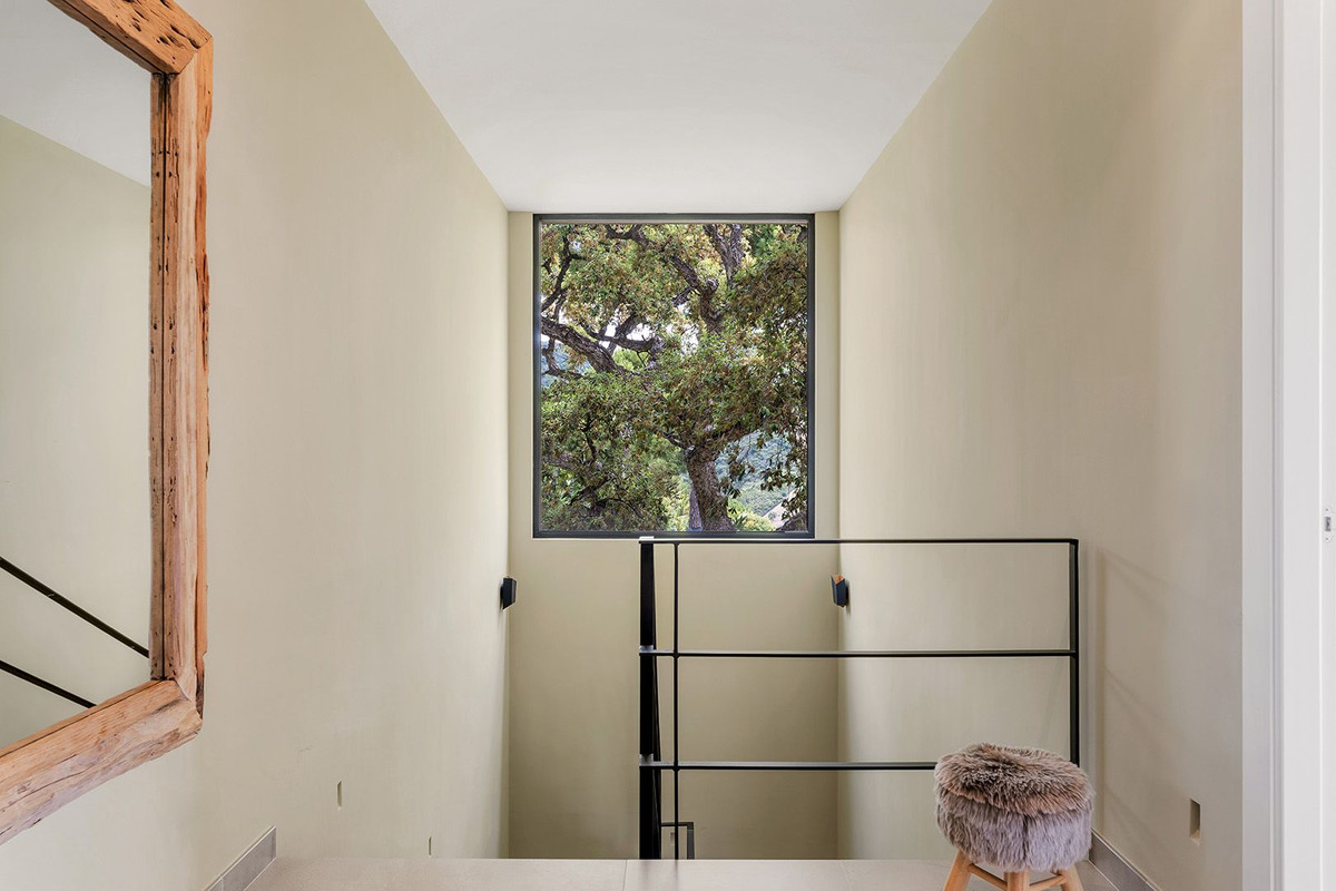 Property main view 33