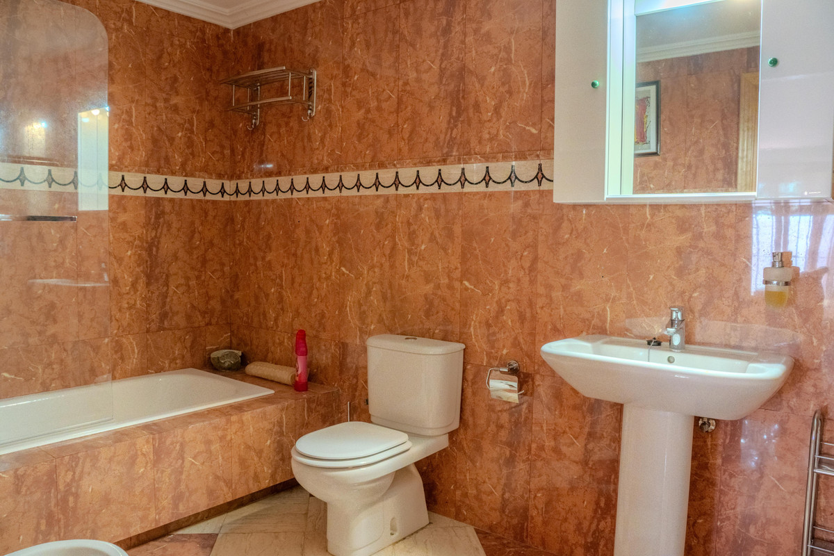 Huis te koop in Benahavís | 6 slaapkamers H5432458