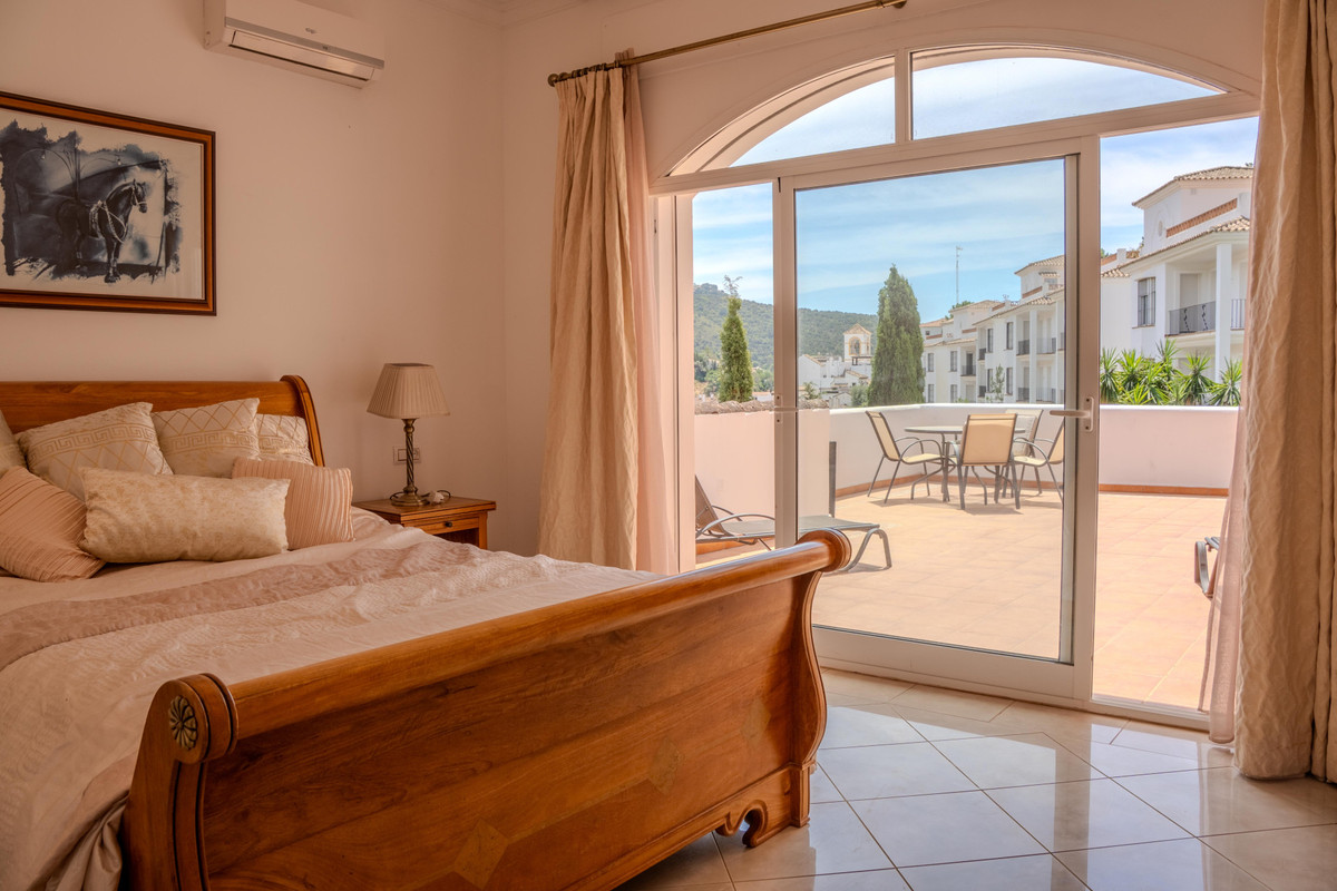 Huis te koop in Benahavís | 6 slaapkamers H5432458