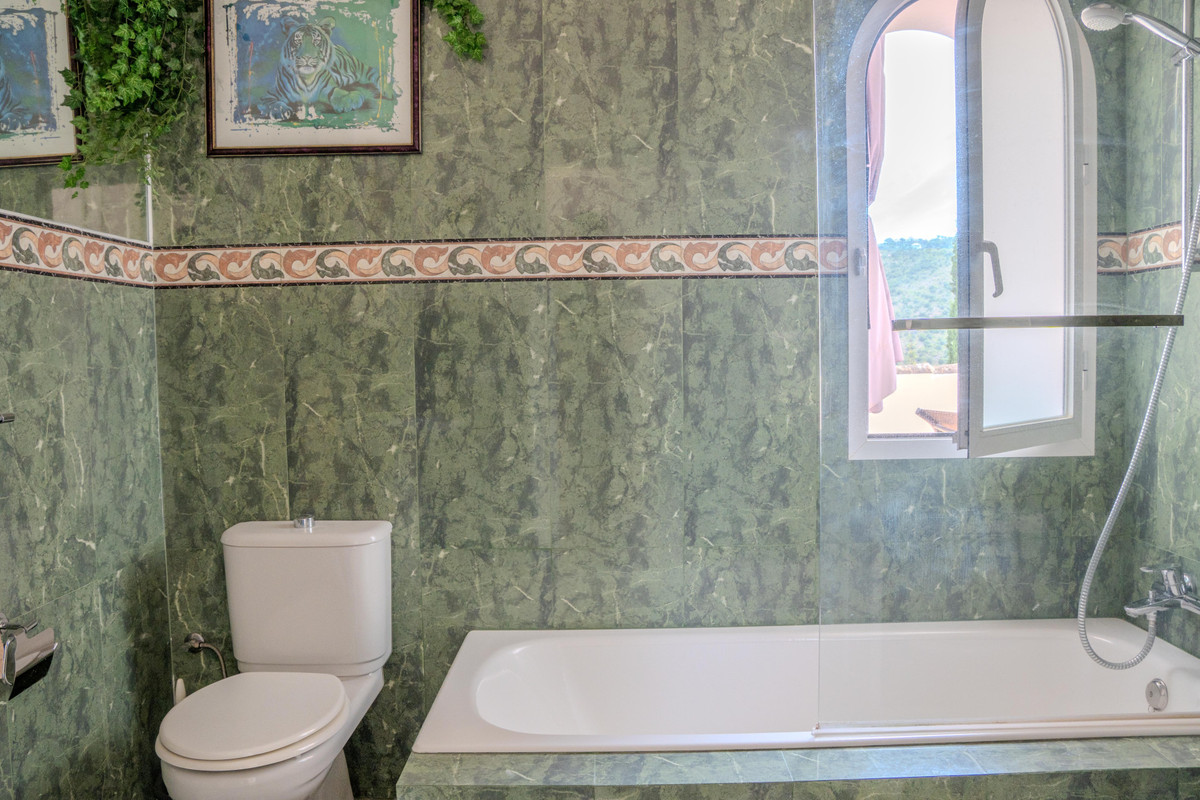 Huis te koop in Benahavís | 6 slaapkamers H5432458