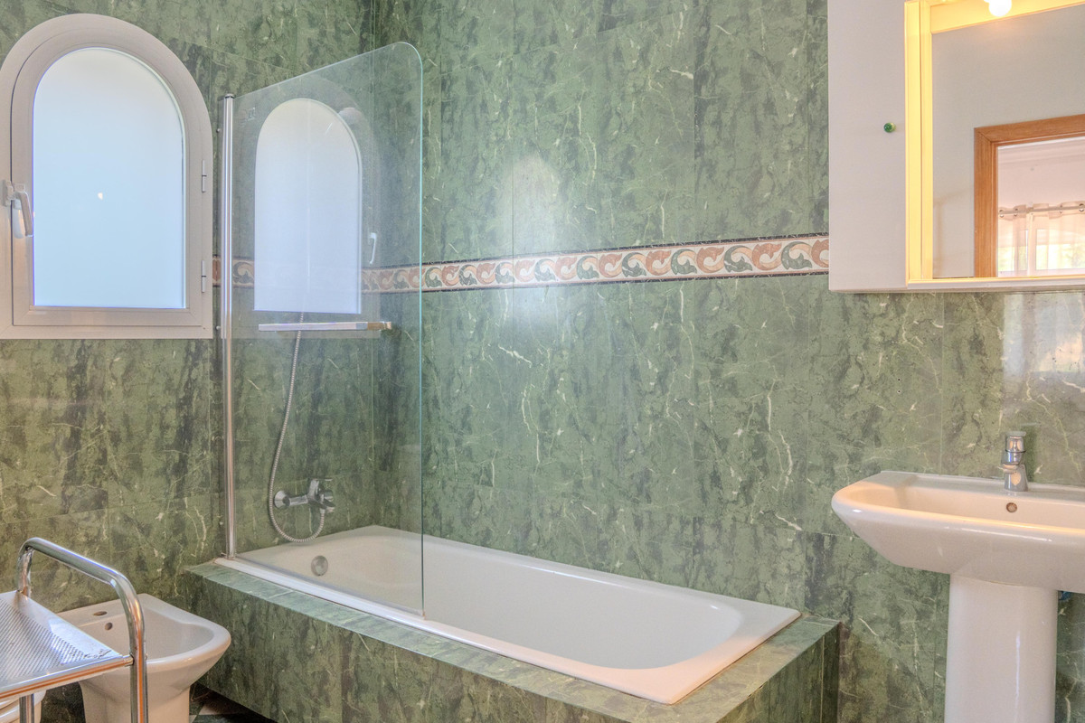 Huis te koop in Benahavís | 6 slaapkamers H5432458