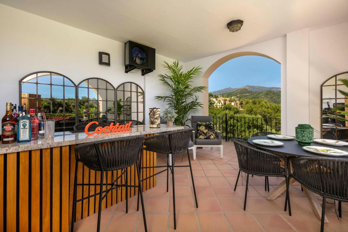 Penthouse te koop in Benahavís | 4 slaapkamers H5454799