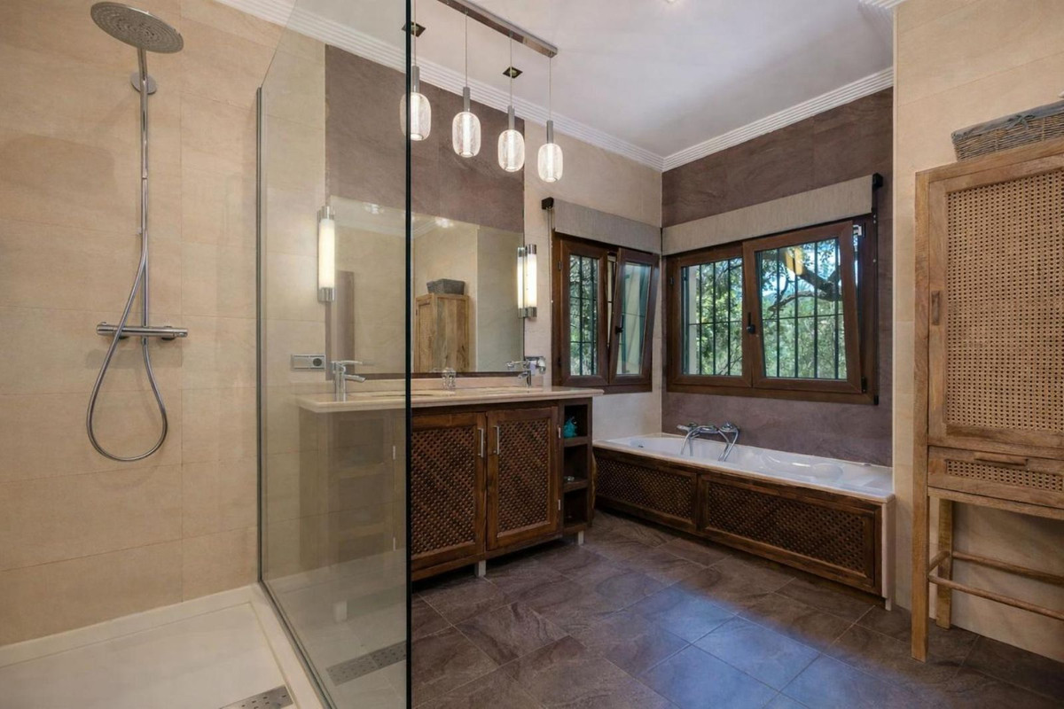 Penthouse te koop in Benahavís | 4 slaapkamers H5454799