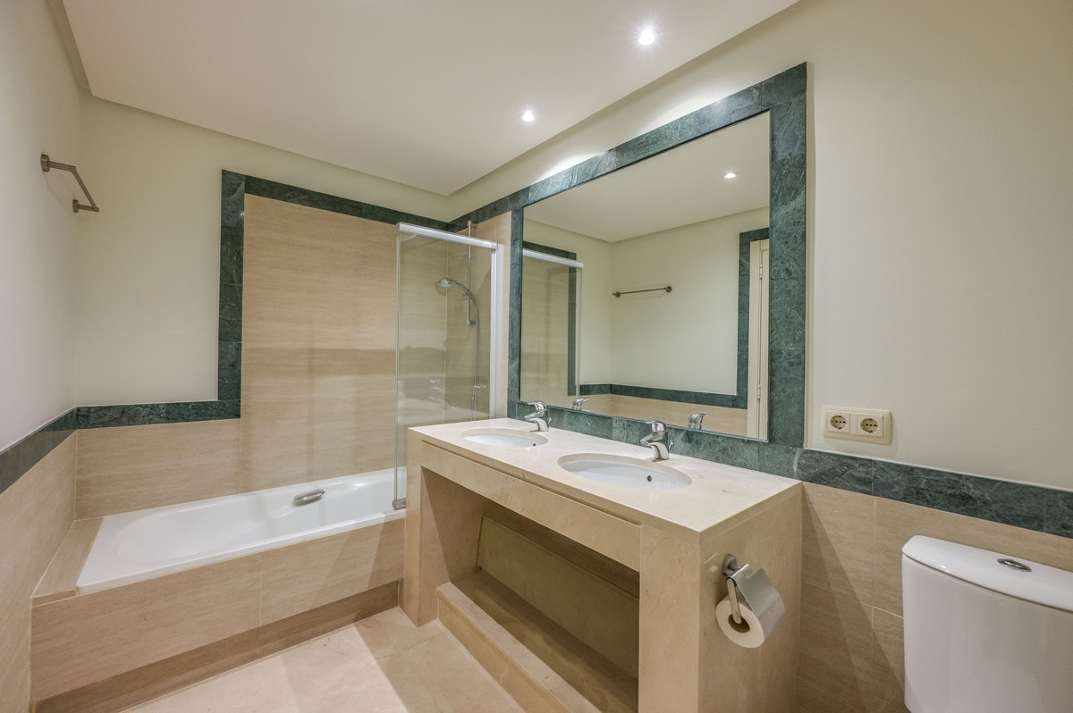 Huis te koop in Benahavís | 2 slaapkamers H5459824