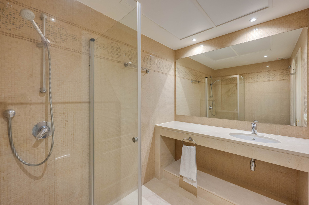 Huis te koop in Benahavís | 2 slaapkamers H5459824