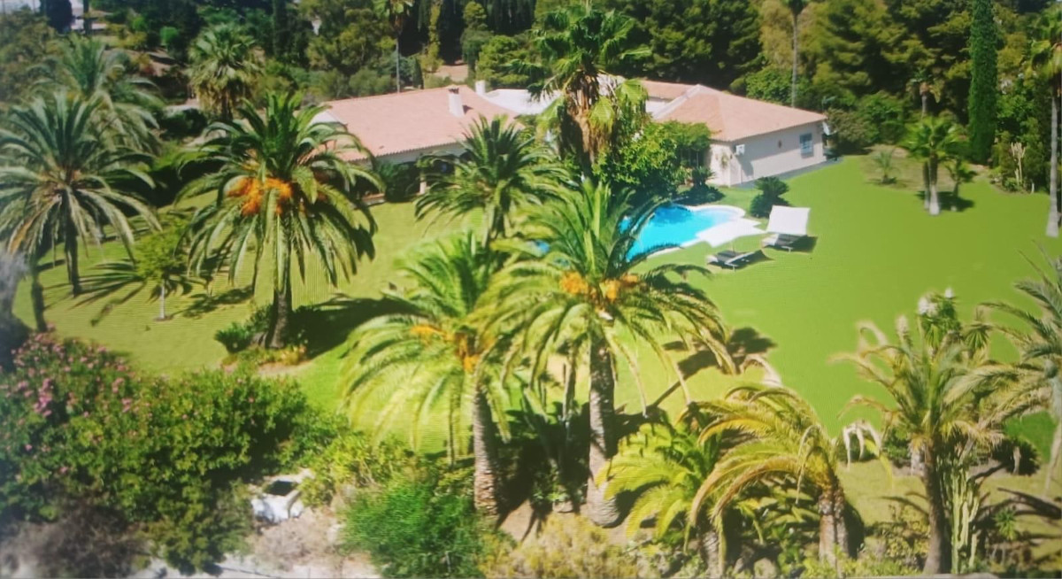 Huis te koop in Benahavís | 4 slaapkamers H5461798
