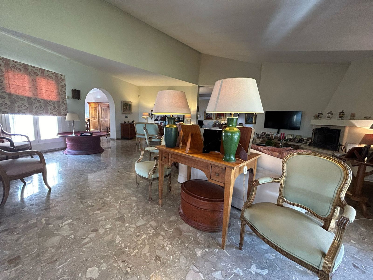Huis te koop in Benahavís | 4 slaapkamers H5461798