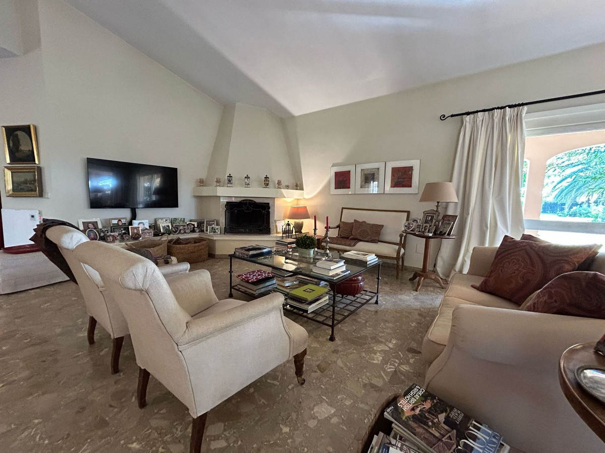 Huis te koop in Benahavís | 4 slaapkamers H5461798