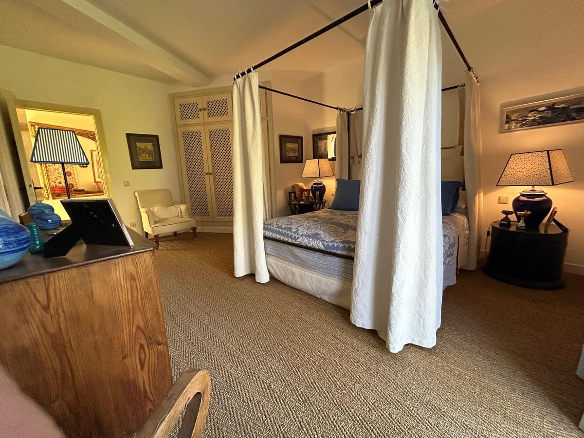 Huis te koop in Benahavís | 4 slaapkamers H5461798