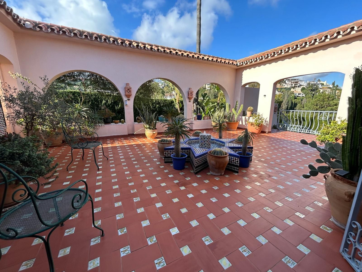 Huis te koop in Benahavís | 4 slaapkamers H5461798
