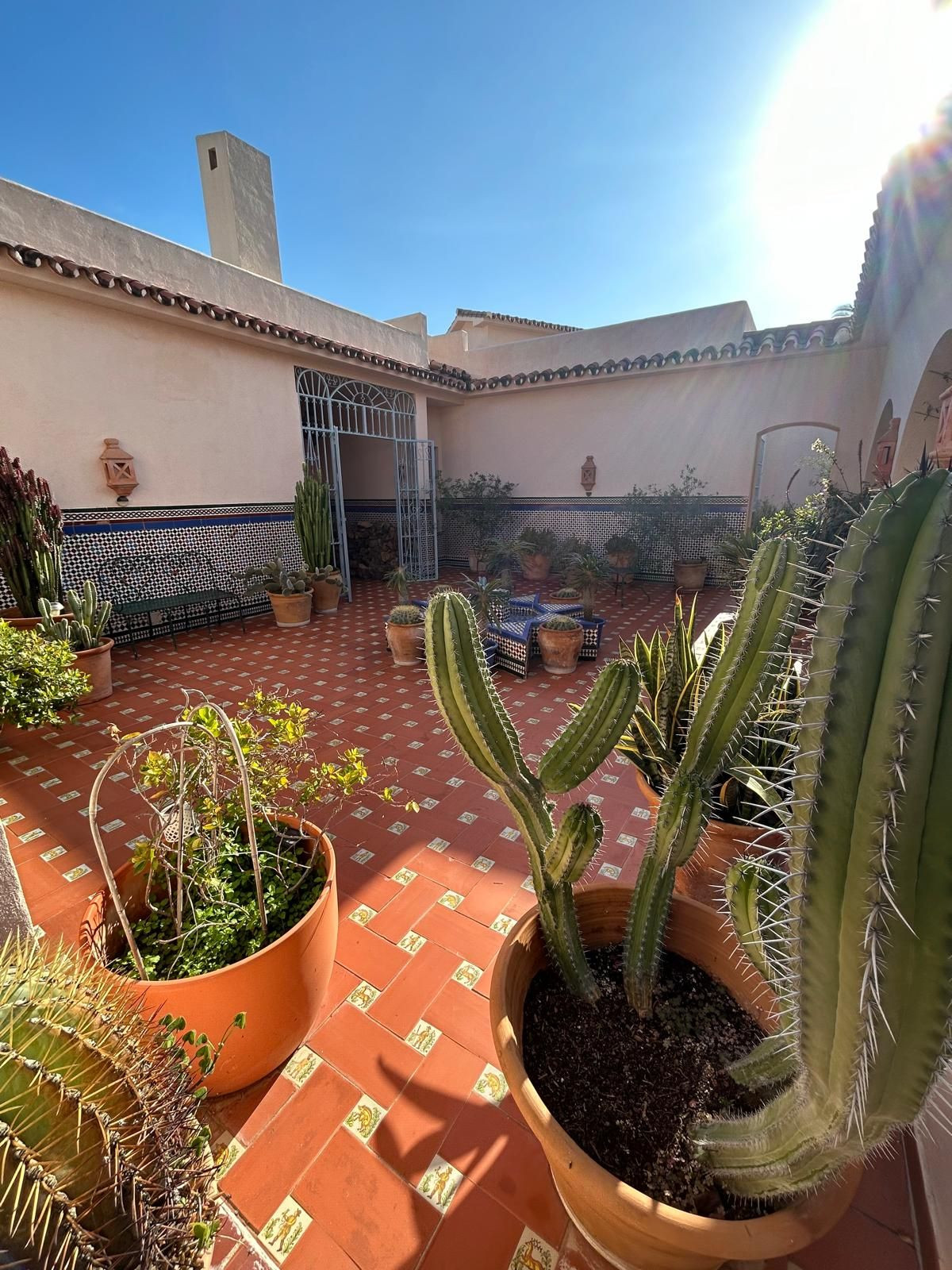 Huis te koop in Benahavís | 4 slaapkamers H5461798