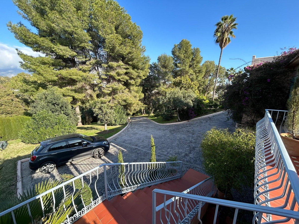 Huis te koop in Benahavís | 4 slaapkamers H5461798