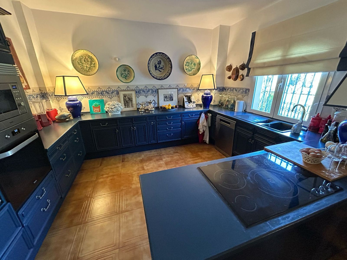 Huis te koop in Benahavís | 4 slaapkamers H5461798