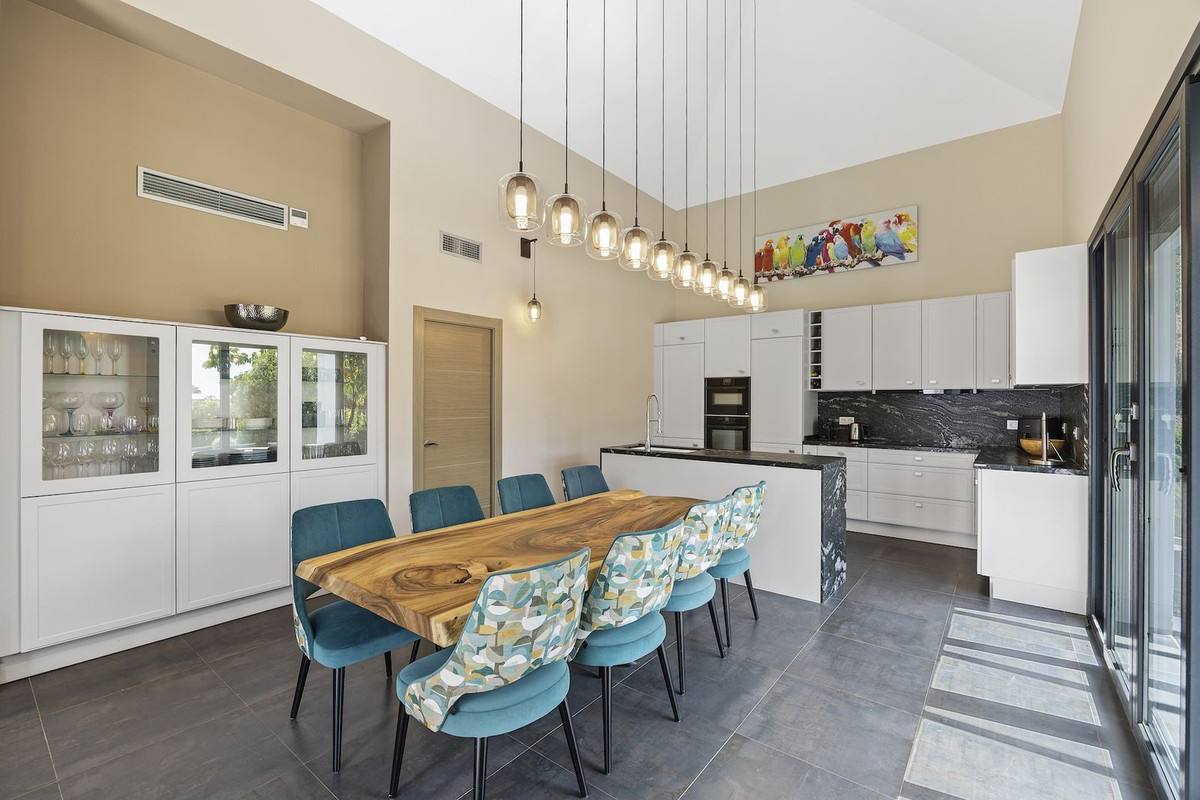 Huis te koop in Benahavís | 4 slaapkamers H5475715