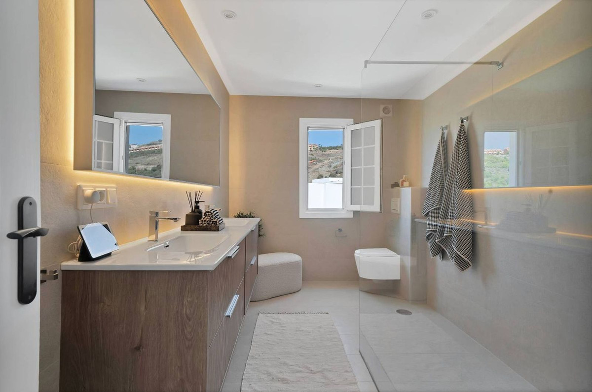Property main view 36