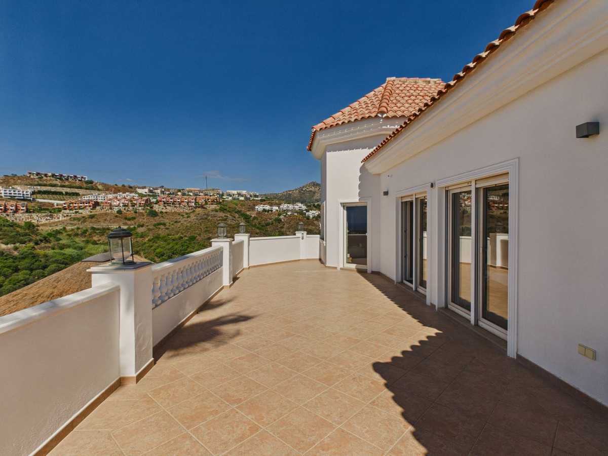 Huis te koop in Benahavís | 6 slaapkamers H5486365