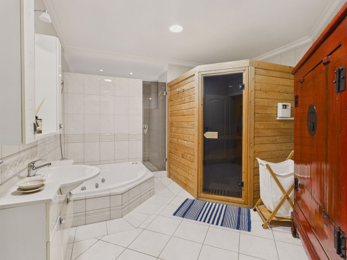 Huis te koop in Benahavís | 6 slaapkamers H5486365