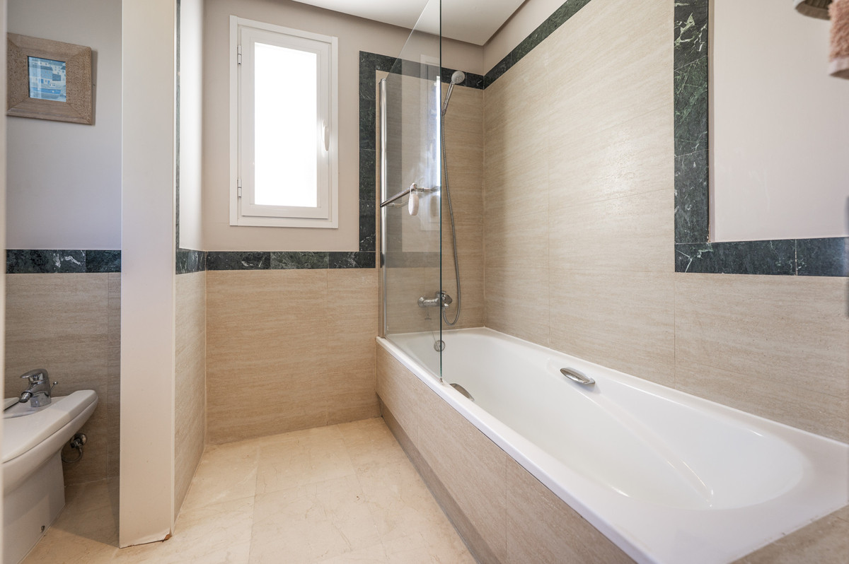 Huis te koop in Benahavís | 3 slaapkamers H5490388