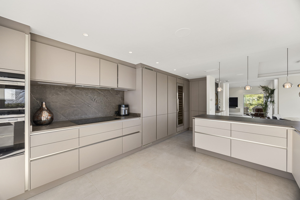 Huis te koop in Benahavís | 4 slaapkamers H5492713