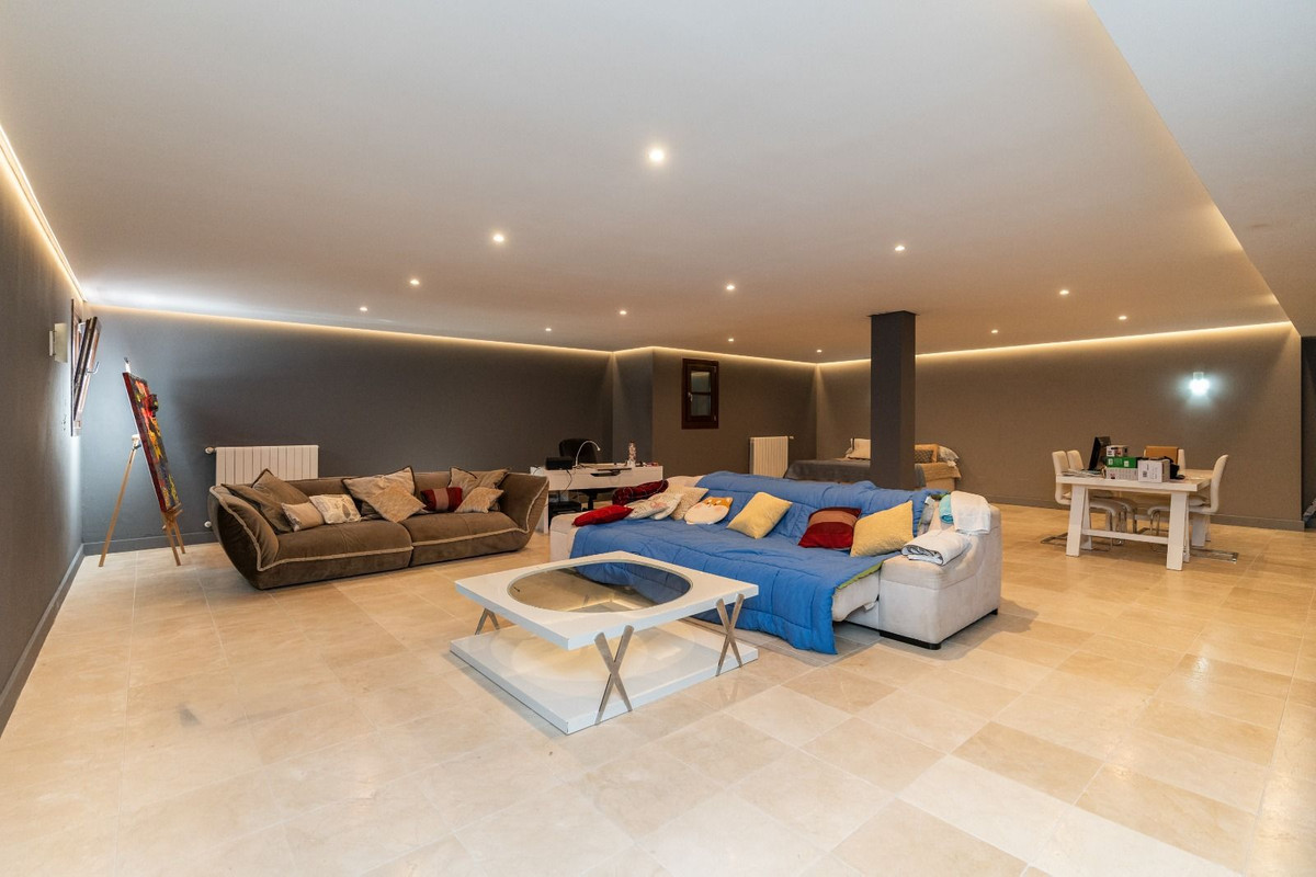 Huis te koop in Benahavís | 5 slaapkamers H5496076