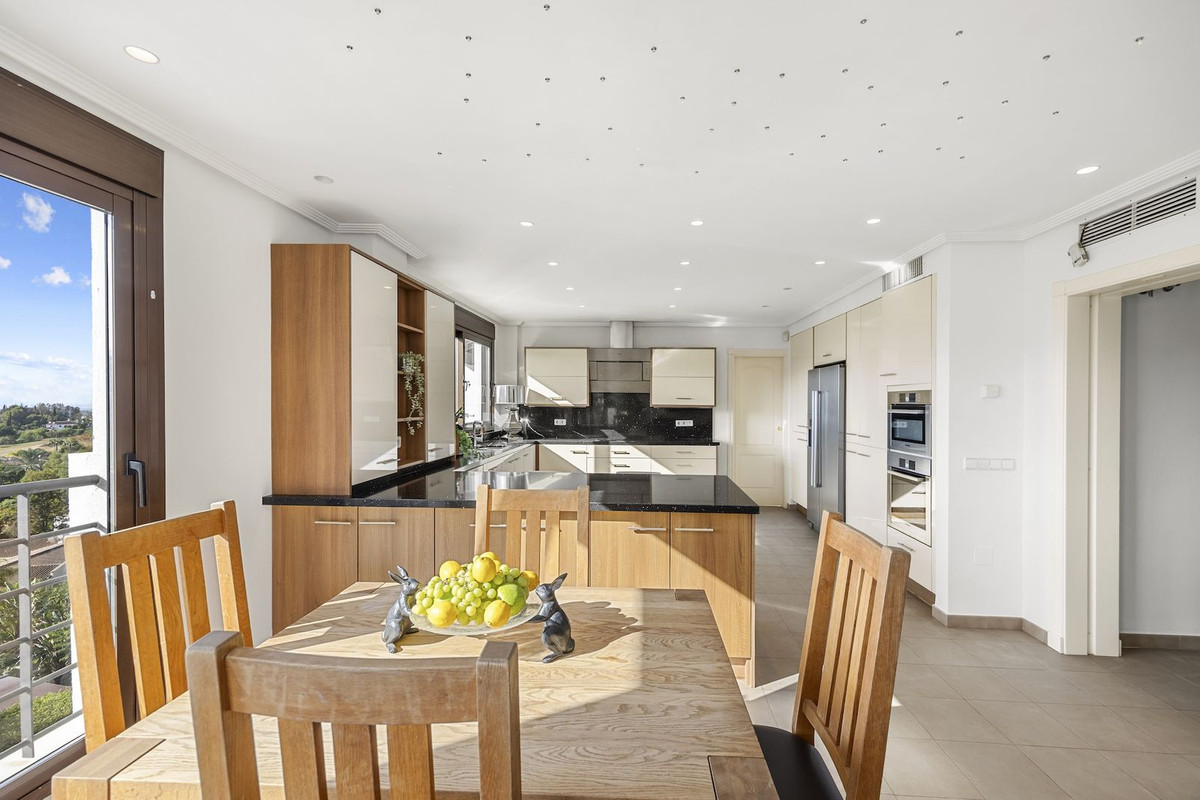 Huis te koop in Benahavís | 6 slaapkamers H5496100