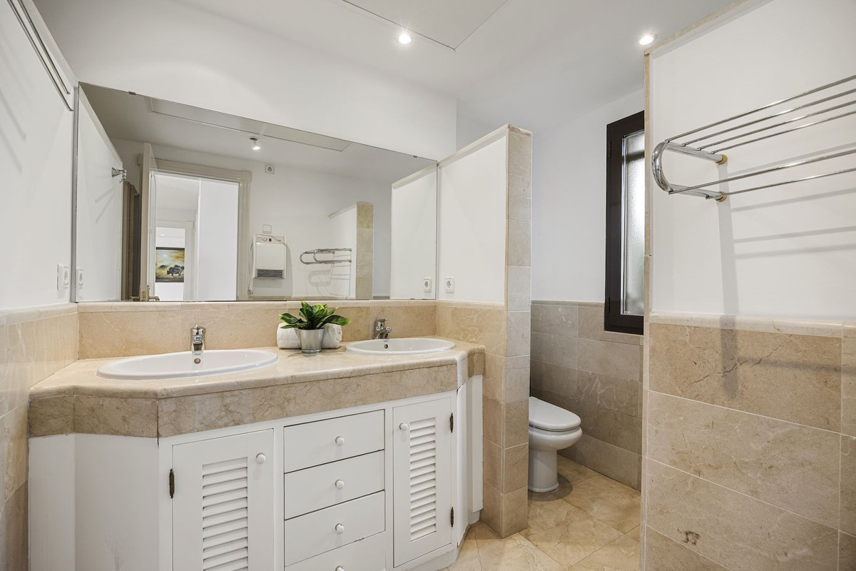 Huis te koop in Benahavís | 6 slaapkamers H5496100