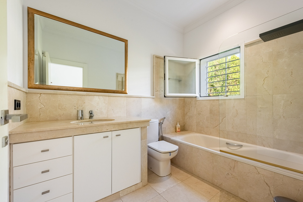 Huis te koop in Benahavís | 5 slaapkamers H5504485