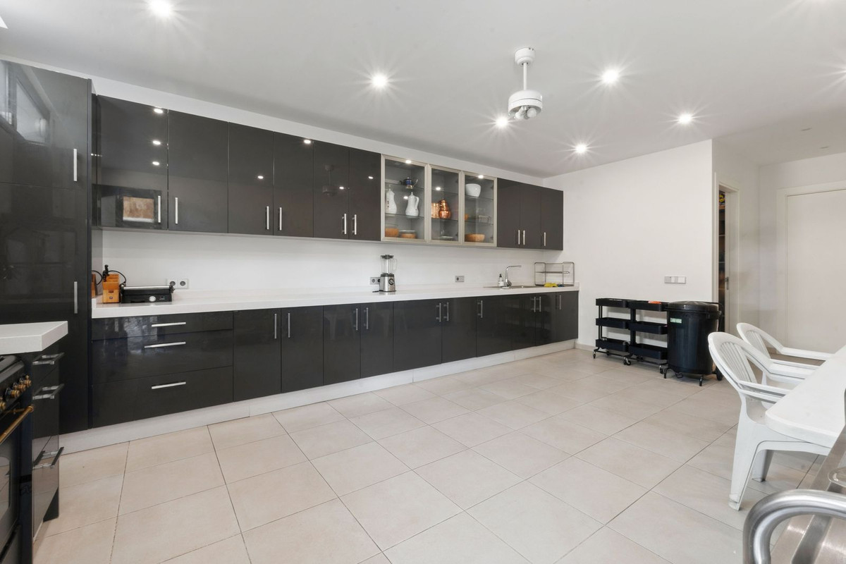 Huis te koop in Benahavís | 6 slaapkamers H5511442