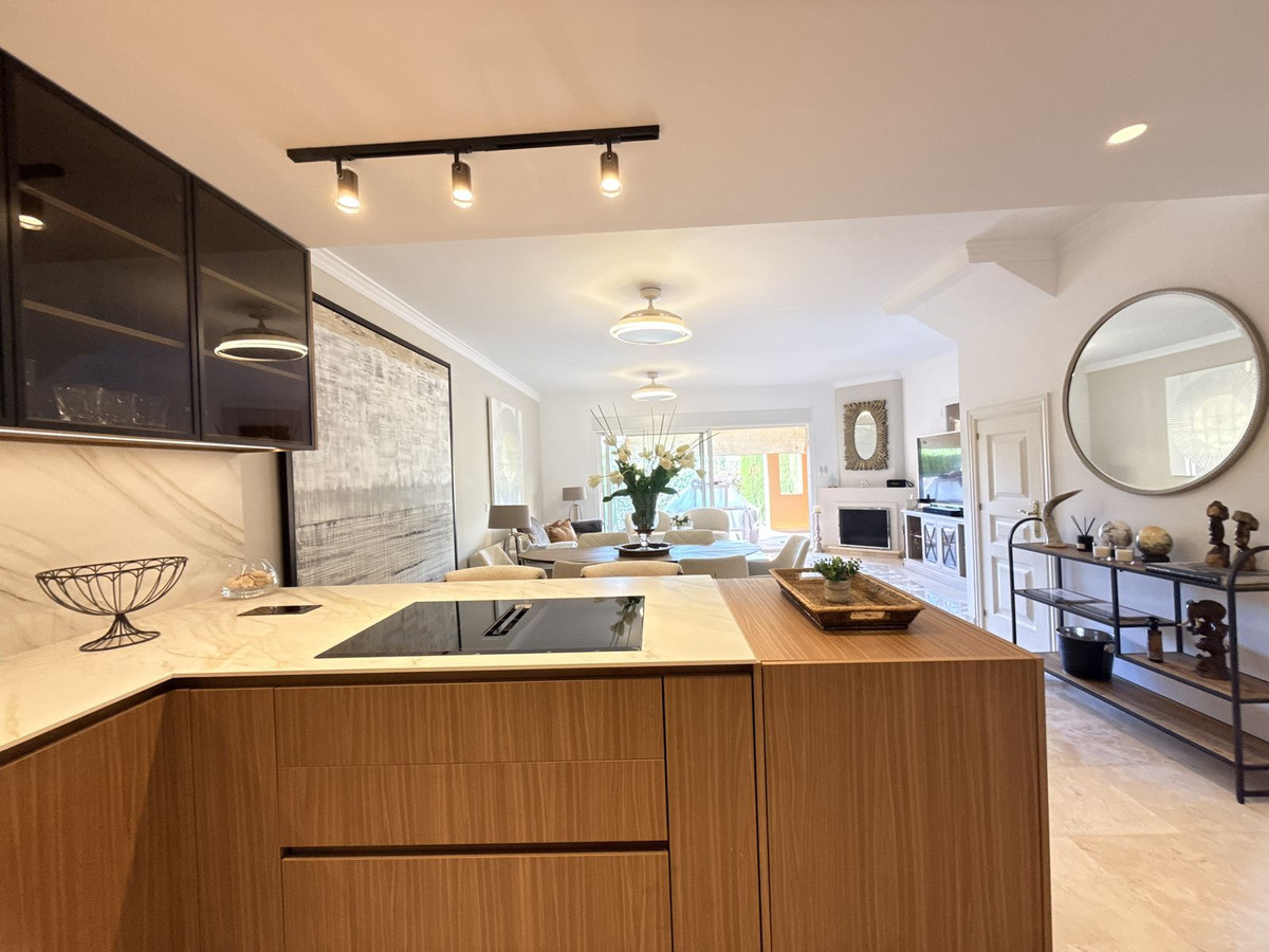 Huis te koop in Benahavís | 4 slaapkamers H5516875