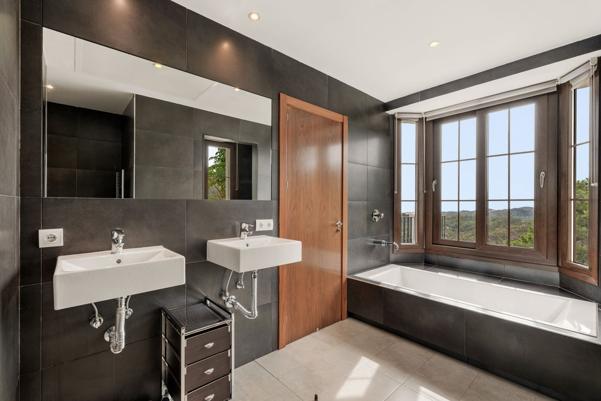 Huis te koop in Benahavís | 5 slaapkamers H5523499