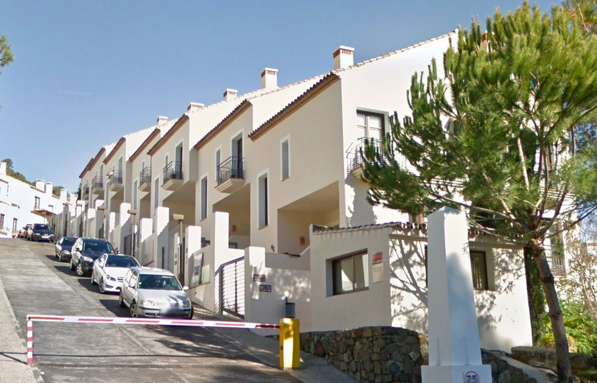 Huis te koop in Benahavís | 4 slaapkamers H5524144