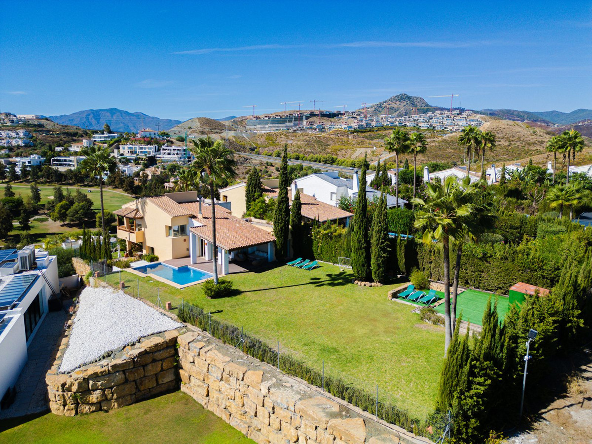 Huis te koop in Benahavís | 4 slaapkamers H5527576