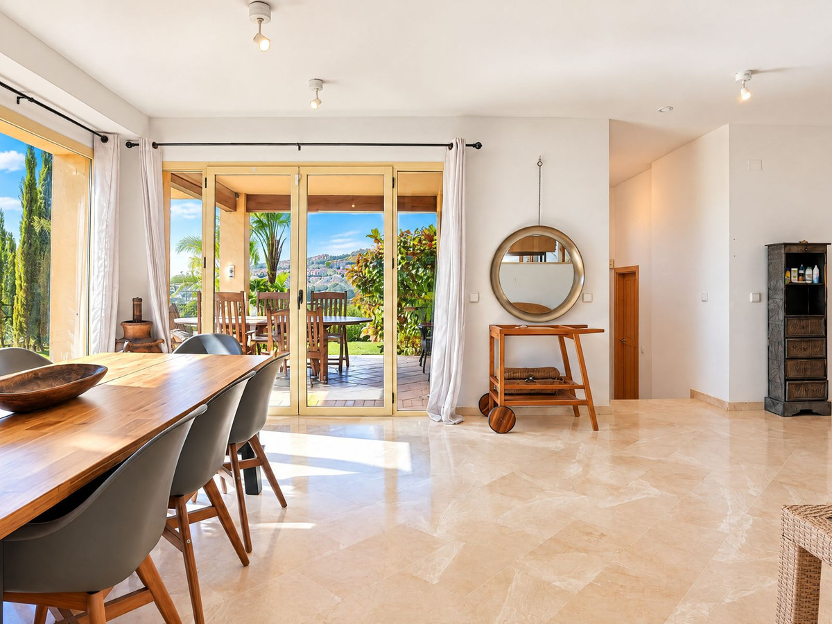 Huis te koop in Benahavís | 4 slaapkamers H5527576