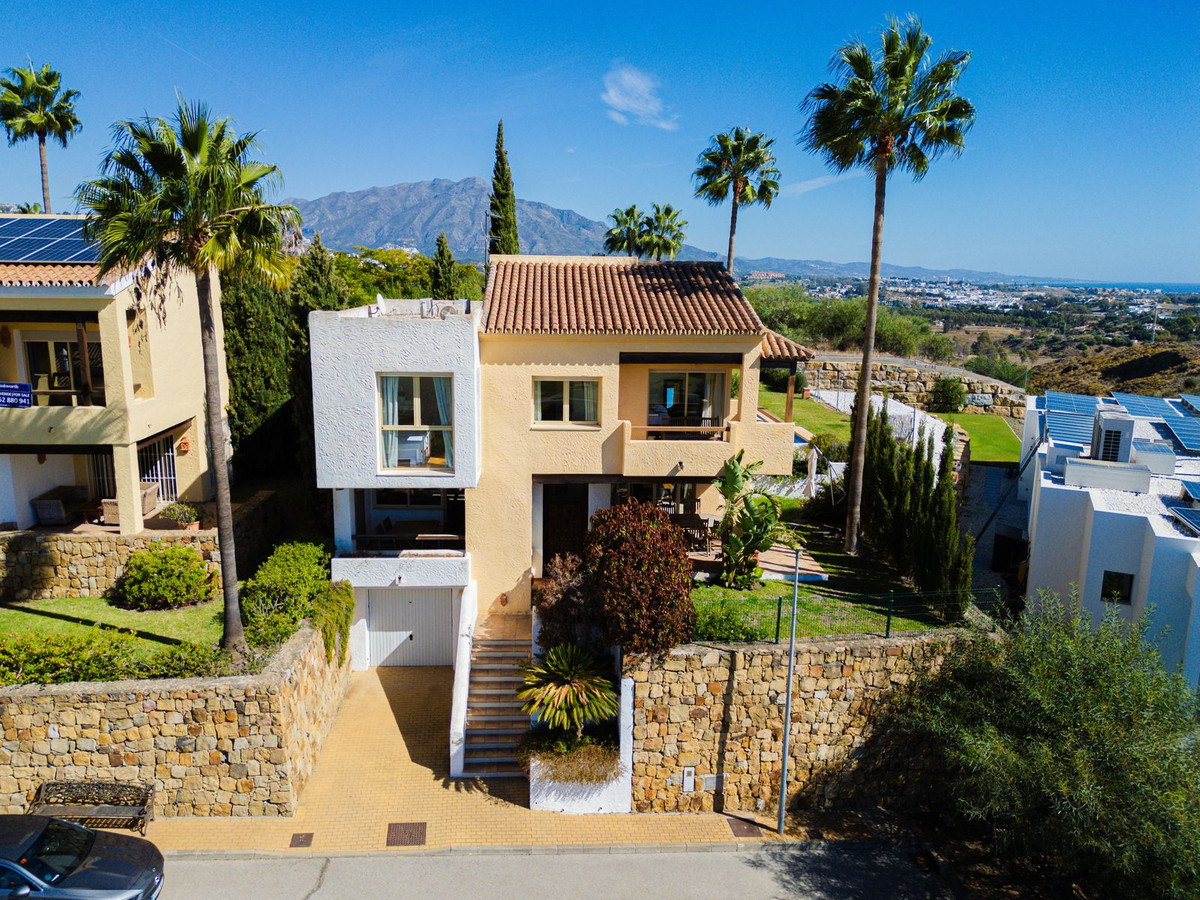 Huis te koop in Benahavís | 4 slaapkamers H5527576