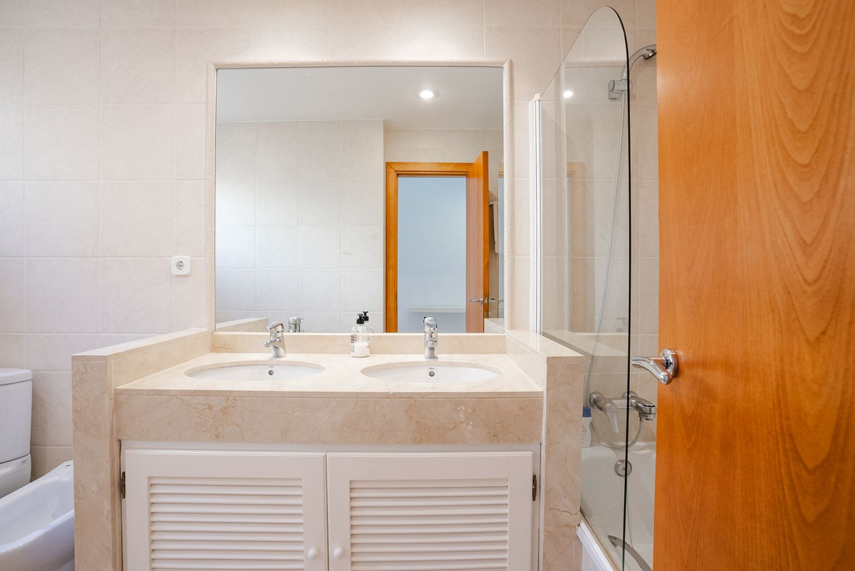 Huis te koop in Benahavís | 4 slaapkamers H5527576